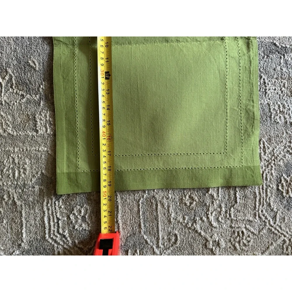 Pier 1 Imports Set Of Four Green Placemats